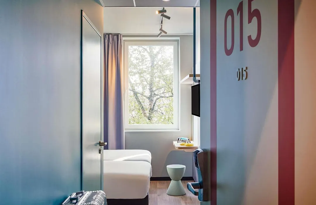 Ibis Budget La Rochelle Centre Les Minimes-1